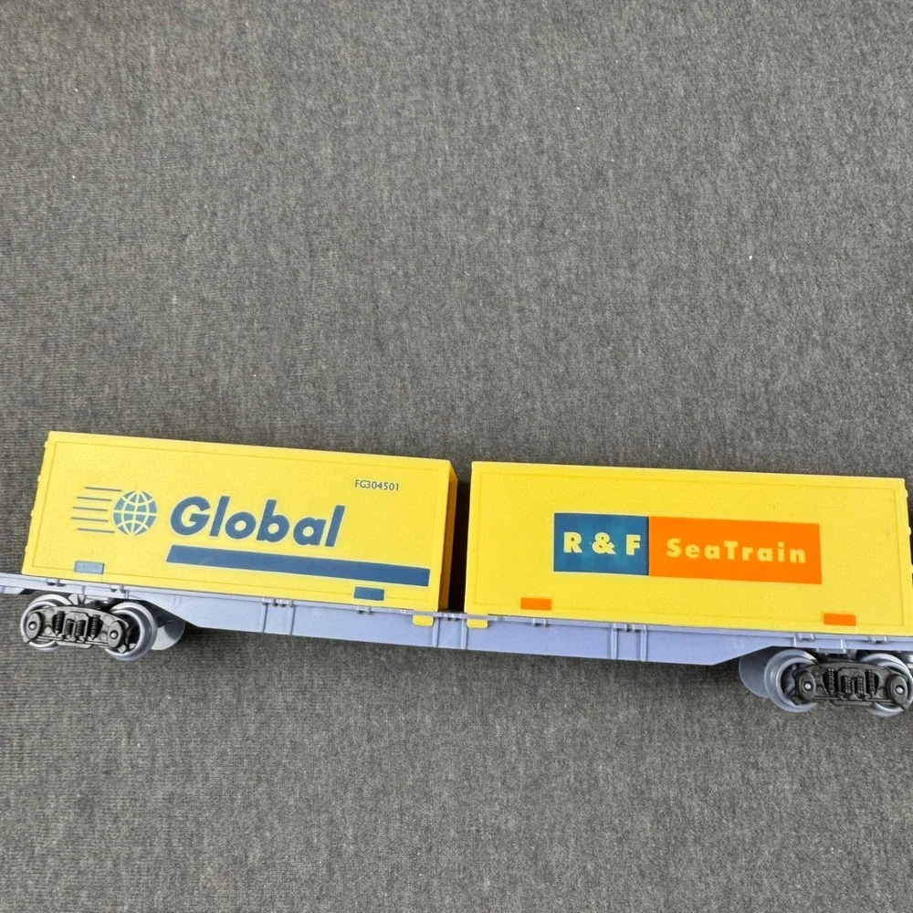 Wow Toys Trans Europ VT 153520K Train Engine ,Global R&F SeaTrain Cargo Cars Set